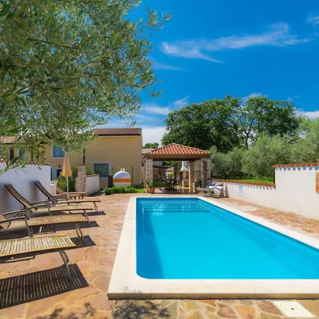 Pied-a-terre-1 By Interhome